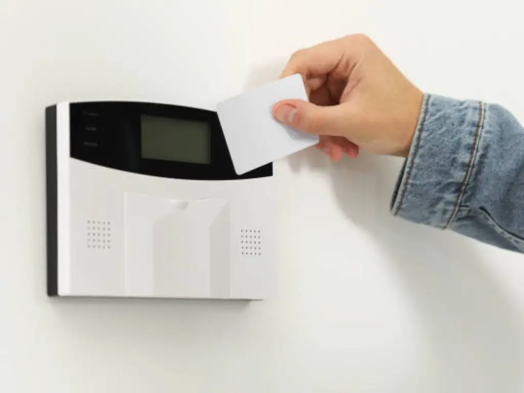 Датчик приближения