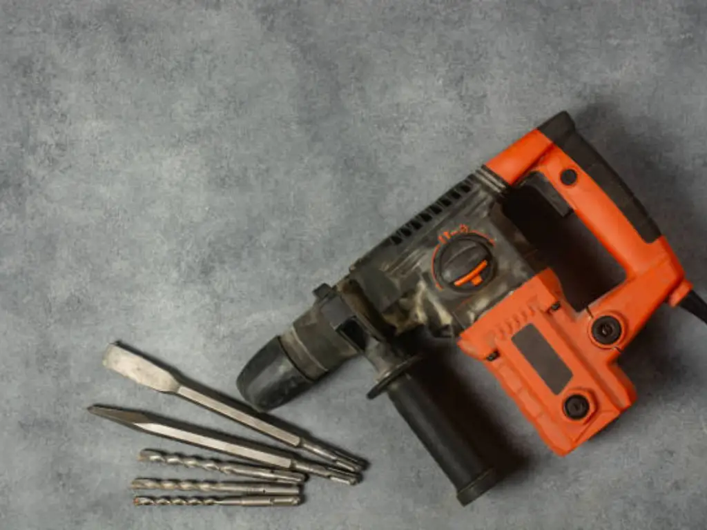 what-are-pneumatic-tools-powered-by-?3